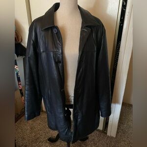 Nicole Miller Black Leather women’s Trench Coat. Buttery soft. Size large